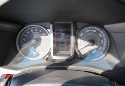 2022 Toyota Tacoma 4WD - Image 38