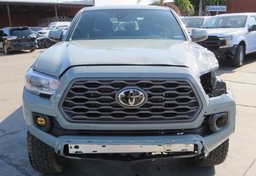 2022 Toyota Tacoma 4WD - Image 12