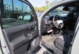 2022 Toyota Tacoma 4WD - Image 22