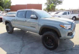 2022 Toyota Tacoma 4WD - Image 3