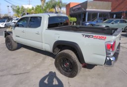 2022 Toyota Tacoma 4WD - Image 7