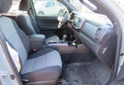 2022 Toyota Tacoma 4WD - Image 27