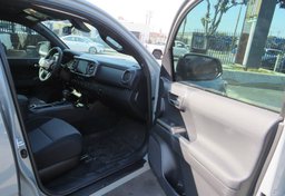 2022 Toyota Tacoma 4WD - Image 23