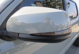 2022 Toyota Tacoma 4WD - Image 16