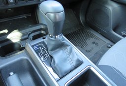 2022 Toyota Tacoma 4WD - Image 47