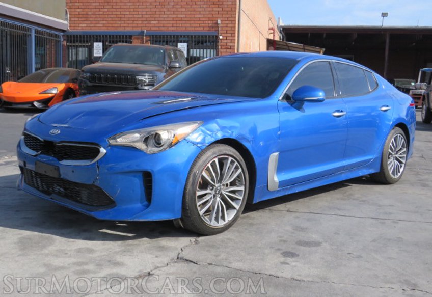 2019 Kia Stinger - Image 3