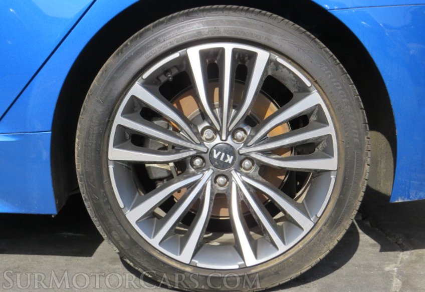 2019 Kia Stinger - Image 11