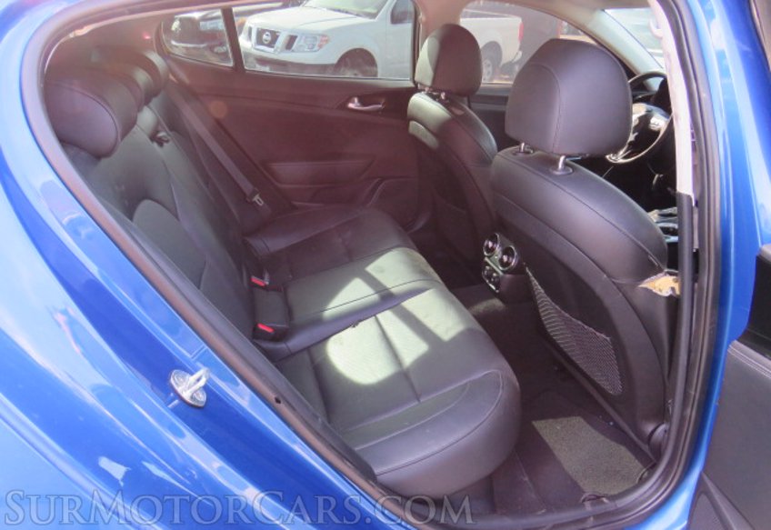 2019 Kia Stinger - Image 31