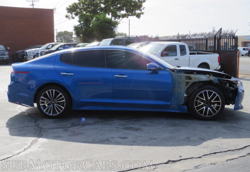 2019 Kia Stinger - Image 6