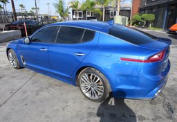 2019 Kia Stinger - Image 9