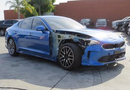 2019 Kia Stinger - Image 4