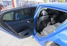 2019 Kia Stinger - Image 27