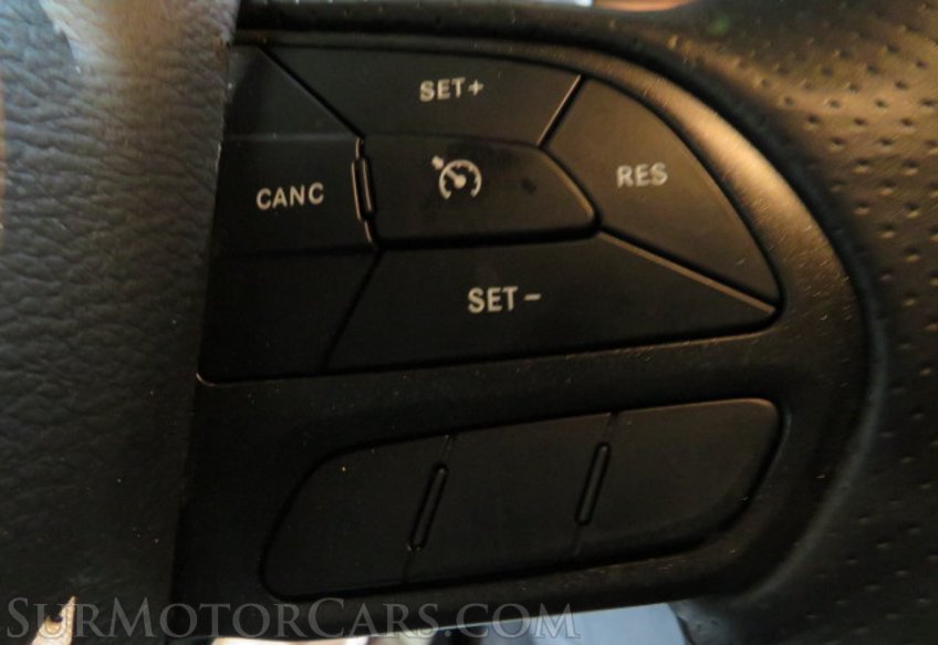 2020 Dodge Charger - Image 31