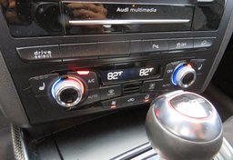 2015 Audi SQ5 - Image 64