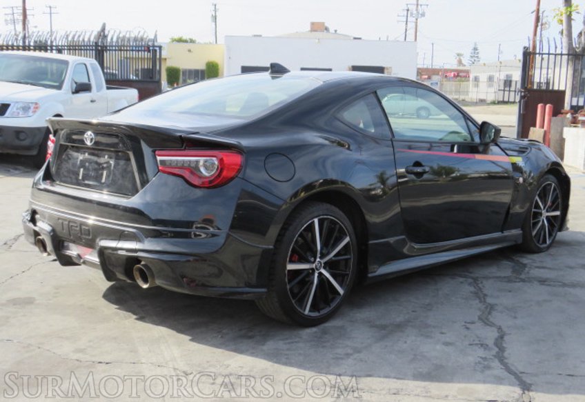 2019 Toyota 86 - Image 8
