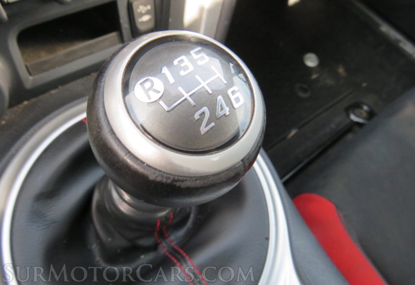 2019 Toyota 86 - Image 30