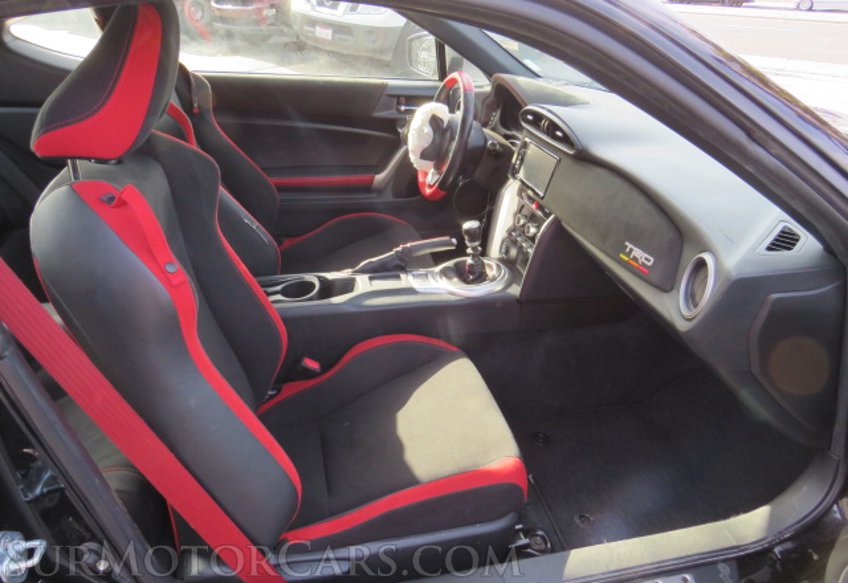 2019 Toyota 86 - Image 18