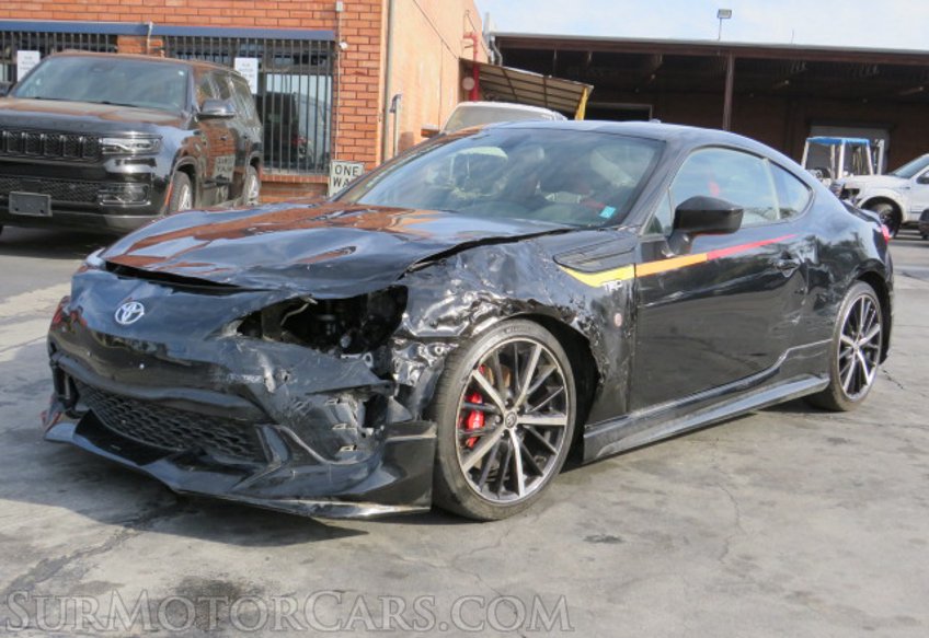 2019 Toyota 86 - Image 4