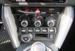 2019 Toyota 86 - Image 28