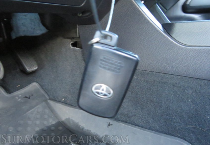 2021 Toyota Tacoma 4WD - Image 39