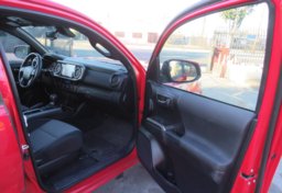 2021 Toyota Tacoma 4WD - Image 21