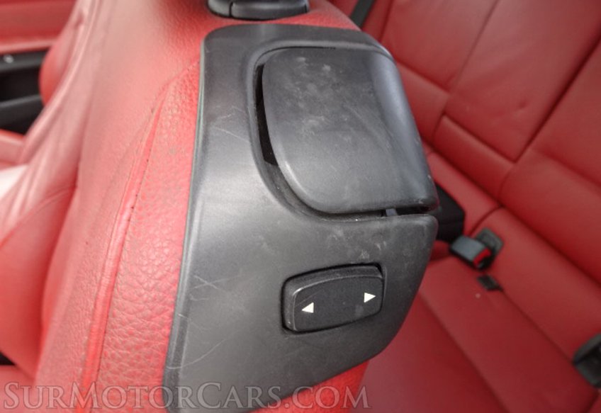 2013 BMW 3 Series - Image 35
