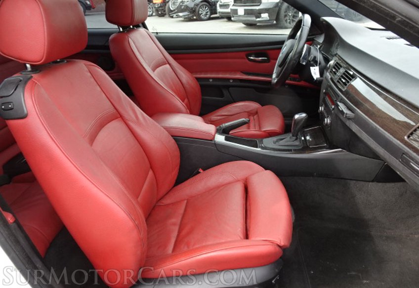 2013 BMW 3 Series - Image 20