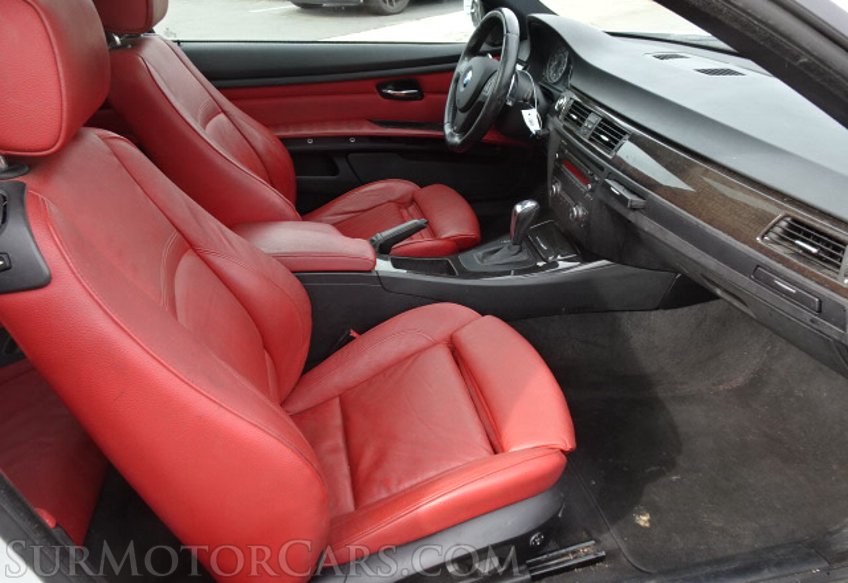 2013 BMW 3 Series - Image 22