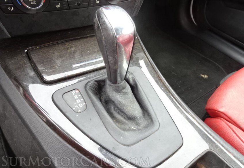 2013 BMW 3 Series - Image 38