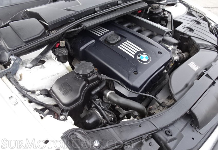 2013 BMW 3 Series - Image 45