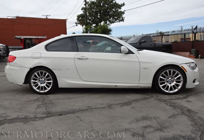 2013 BMW 3 Series - Image 12