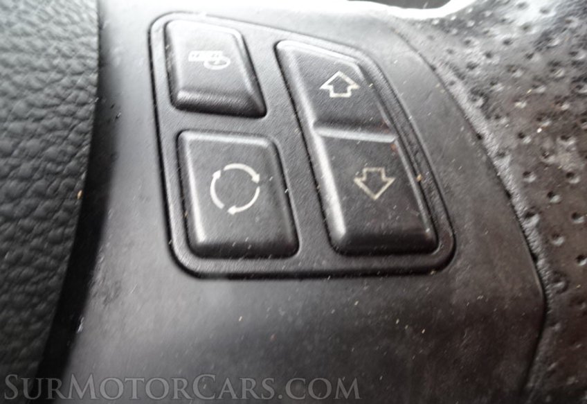 2013 BMW 3 Series - Image 28
