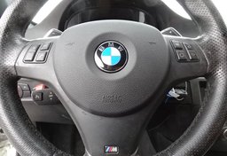 2013 BMW 3 Series - Image 26