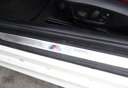 2013 BMW 3 Series - Image 31
