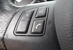 2013 BMW 3 Series - Image 27