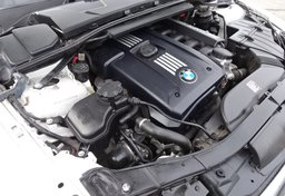 2013 BMW 3 Series - Image 45