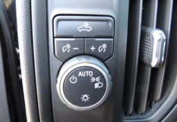 2021 Chevrolet Silverado 1500 - Image 38