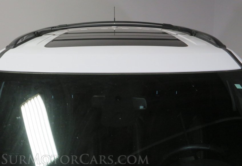 2019 Ford Explorer - Image 32