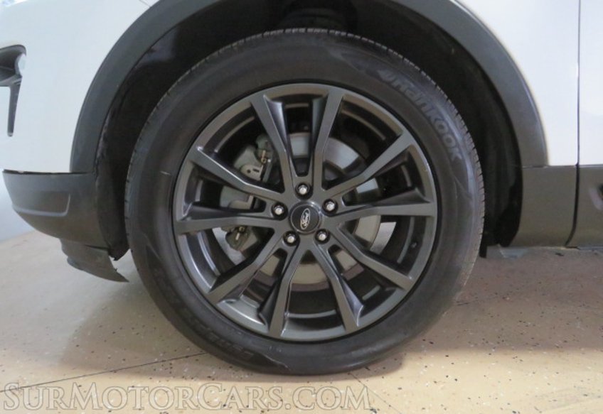 2019 Ford Explorer - Image 18