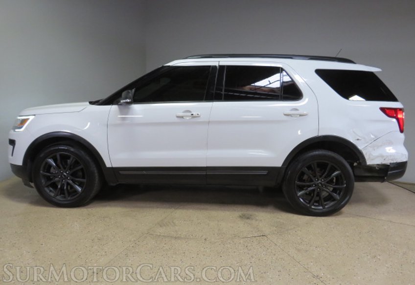 2019 Ford Explorer - Image 11