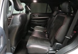 2019 Ford Explorer - Image 28