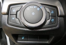 2019 Ford Explorer - Image 15