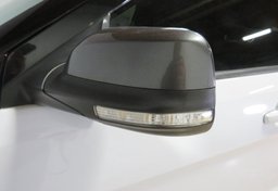 2019 Ford Explorer - Image 39