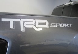 2021 Toyota Tacoma - Image 18