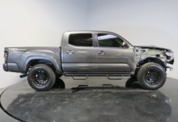 2021 Toyota Tacoma - Image 6