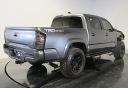 2021 Toyota Tacoma - Image 10