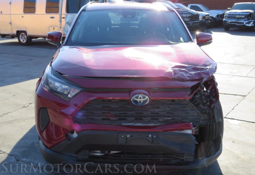 2020 Toyota RAV4 - Image 11
