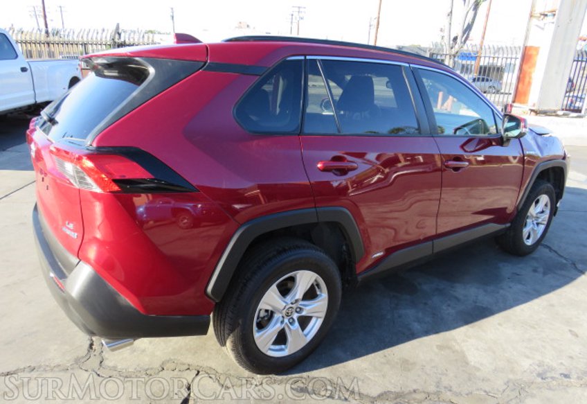 2020 Toyota RAV4 - Image 6