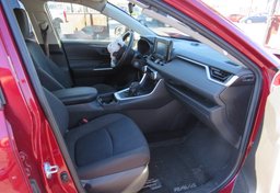 2020 Toyota RAV4 - Image 25