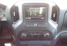 2019 Chevrolet Silverado 1500 - Image 39